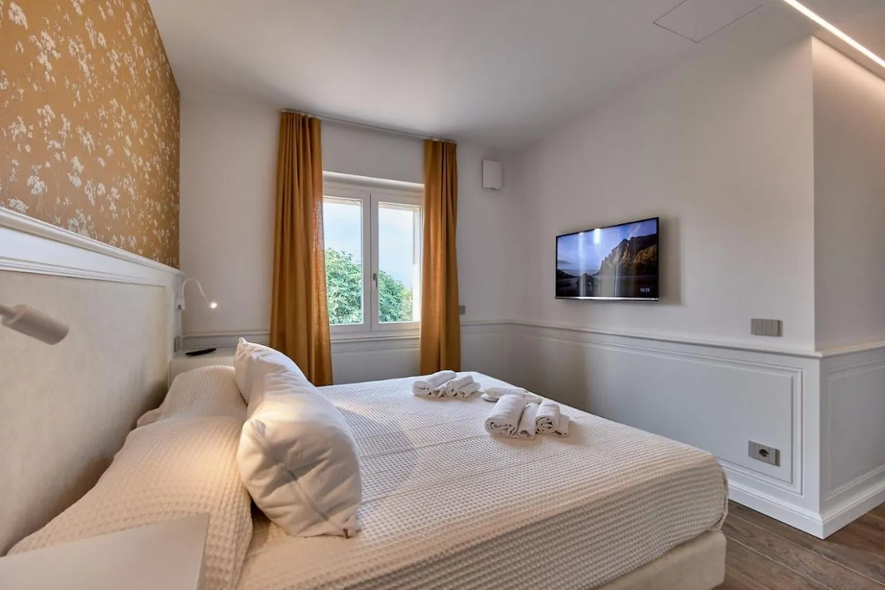 Da Oscar Flowers Apartments Barcuzzi