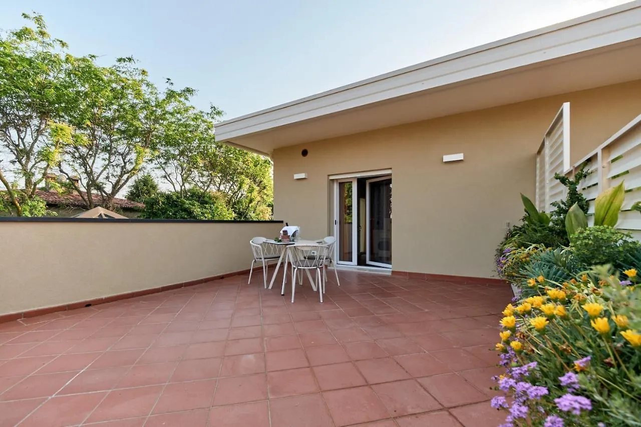 Da Oscar Flowers Apartments Barcuzzi