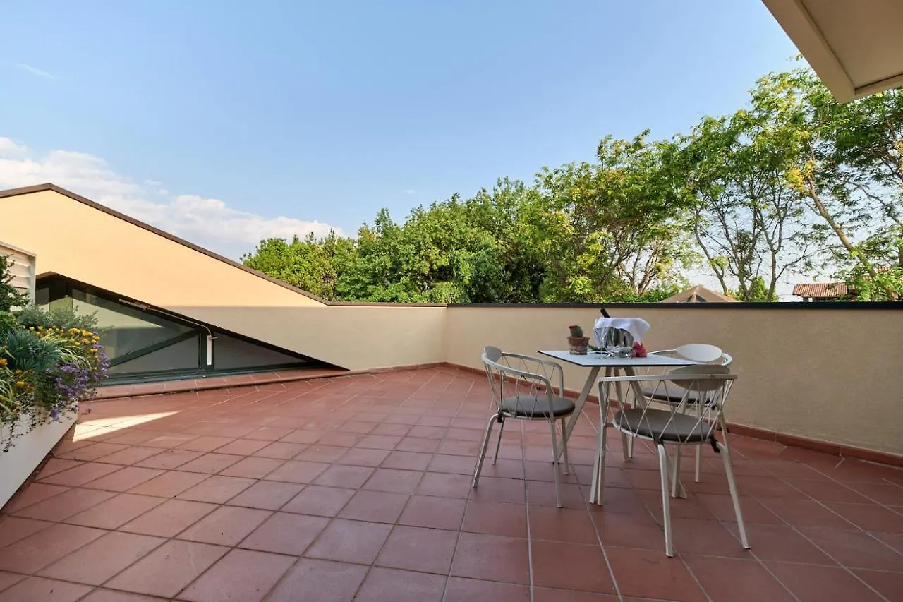 Da Oscar Flowers Apartments Barcuzzi